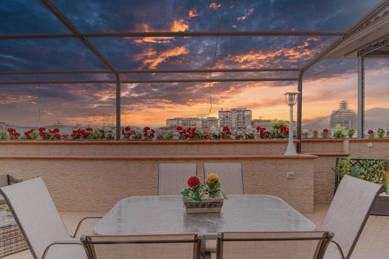那不勒斯La Terrazza Nel Centro别墅 外观 照片